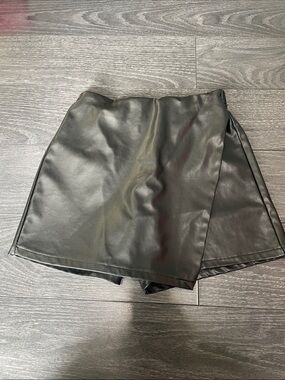 Zara Black Faux Leather Mini Skort - Wrap Detail